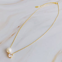 Load image into Gallery viewer, Single Pearl And Diamond Necklace