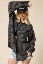Load image into Gallery viewer, Mimosa - Relaxed Gingham Button Down Shirt: Ocean / L