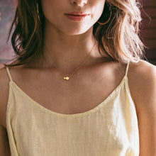 Load image into Gallery viewer, Dot Dot Necklace