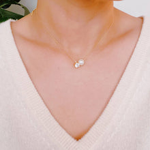 Load image into Gallery viewer, Single Pearl And Diamond Necklace