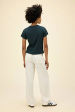Load image into Gallery viewer, Daydreamer - Solid Vintage Tee