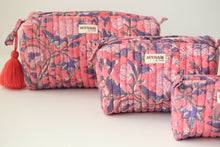 Load image into Gallery viewer, Hot coral floral print travel bag