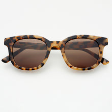 Load image into Gallery viewer, Jasper Sunglasses