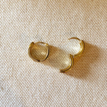 Load image into Gallery viewer, GoldFi - Gold Chunky Flat Clicker Hoop Earrings