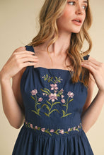 Load image into Gallery viewer, &MERCI - FLORAL EMBROIDERY MIDI DRESS MDR3805: Off-White / M