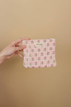 Load image into Gallery viewer, Rosy mist quilted coin pouch