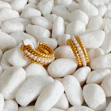 Load image into Gallery viewer, My Lady Pearl Mix Hoop Earrings