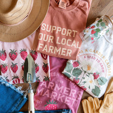 Load image into Gallery viewer, Paper Farm Press - Strawberry Farmers Market Tee - Crimson: M