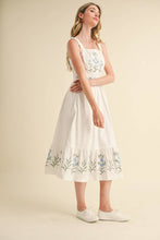Load image into Gallery viewer, &MERCI - FLORAL EMBROIDERY MIDI DRESS MDR3805: Off-White / M