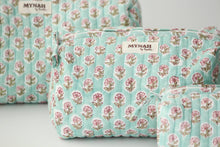 Load image into Gallery viewer, Mint Floral Travel Bag
