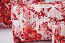 Load image into Gallery viewer, Terracotta floral print travel bag
