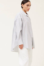 Load image into Gallery viewer, Grade &amp; Gather - 41712 - OVERSIZED STRIPE SHIRT: SMALL/MEDIUM / CHAMBRAY
