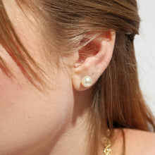 Load image into Gallery viewer, GoldFi - 18k Gold Filled 8mm Classic Pearl Stud

