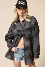 Load image into Gallery viewer, Mimosa - Relaxed Gingham Button Down Shirt: Ocean / M

