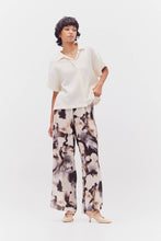 Load image into Gallery viewer, Cotton Gauze Top
