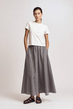 Load image into Gallery viewer, Essential Round Neck Tee
