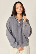 Load image into Gallery viewer, Cozy Washed Mock Neck
