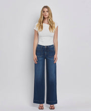 Load image into Gallery viewer, FLYING MONKEY - HIGH RISE PATCH POCKET TROUSER  HEM WIDE JEANS F5764D: DARK DENIM / 24
