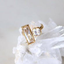 Load image into Gallery viewer, CZ Geometric Ring : Gold
