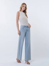 Load image into Gallery viewer, VERVET by FLYING MONKEY - MID RISE LIGHT WASH CLEAN CUT HEM WIDE LEG JEANS T6017SL: SUPER LIGHT DENIM / 27
