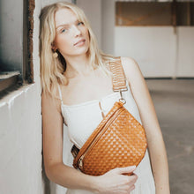 Load image into Gallery viewer, Wes Woven Crossbody
