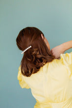 Load image into Gallery viewer, Classic Pearl Barrette
