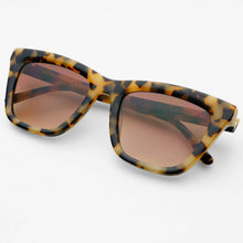 Load image into Gallery viewer, Lucy Sunglasses
