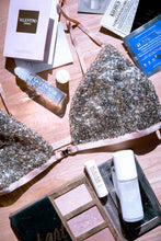 Load image into Gallery viewer, Kissing Glitter Lip Gloss Disco Dots Vanilla Stardust
