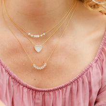 Load image into Gallery viewer, Delicate Pearl Accented Necklace
