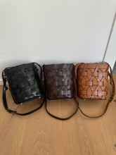 Load image into Gallery viewer, Zh leather Bags - BROOKLYN - Genuine leather: Dark Brown (t. Di moro)
