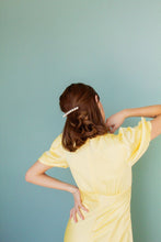 Load image into Gallery viewer, Classic Pearl Barrette

