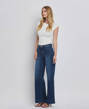 Load image into Gallery viewer, FLYING MONKEY - HIGH RISE PATCH POCKET TROUSER  HEM WIDE JEANS F5764D: DARK DENIM / 25
