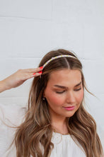 Load image into Gallery viewer, Primrose Thin Headband
