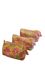 Load image into Gallery viewer, LA Soul - Floral print Quilted Cotton Toiletry Bag Set
