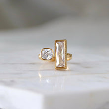 Load image into Gallery viewer, CZ Geometric Ring : Gold
