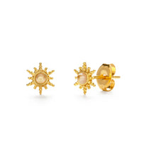 Load image into Gallery viewer, Amano Studio - Starburst Stud Earrings: Pearl
