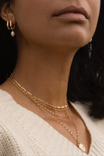 Load image into Gallery viewer, Figaro Necklace XS
