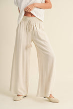 Load image into Gallery viewer, Ellis Linen Pants
