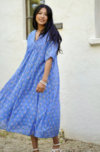 Load image into Gallery viewer, Skye Dress Floral
