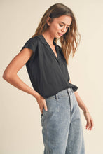Load image into Gallery viewer, MIOU MUSE - MMT1194   BUTTON DOWN CAP SLEEVE SHIRTS: CREAM / S
