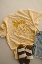 Load image into Gallery viewer, Dear Heart - Choose Joy Tee | Women&#39;s Christian Tee : M
