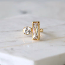 Load image into Gallery viewer, CZ Geometric Ring : Gold

