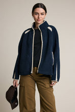 Load image into Gallery viewer, Contrast Trim Sherpa Zip-Up Jacket
