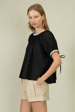Load image into Gallery viewer, Puff Sleeve Trim Detail Blouse
