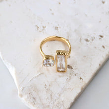 Load image into Gallery viewer, CZ Geometric Ring : Gold
