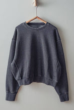 Load image into Gallery viewer, RELAXED FIT COTTON SWEATSHIRT
