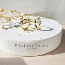 Load image into Gallery viewer, HolyBang Jewels - FLORAL CRYSTAL HUGGIE EARRINGS - E-H9082: 18K GOLD / ONE SIZE
