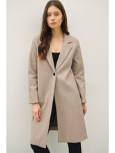 Load image into Gallery viewer, Vanessa Jacket
