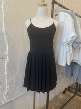 Load image into Gallery viewer, Molly Dress
