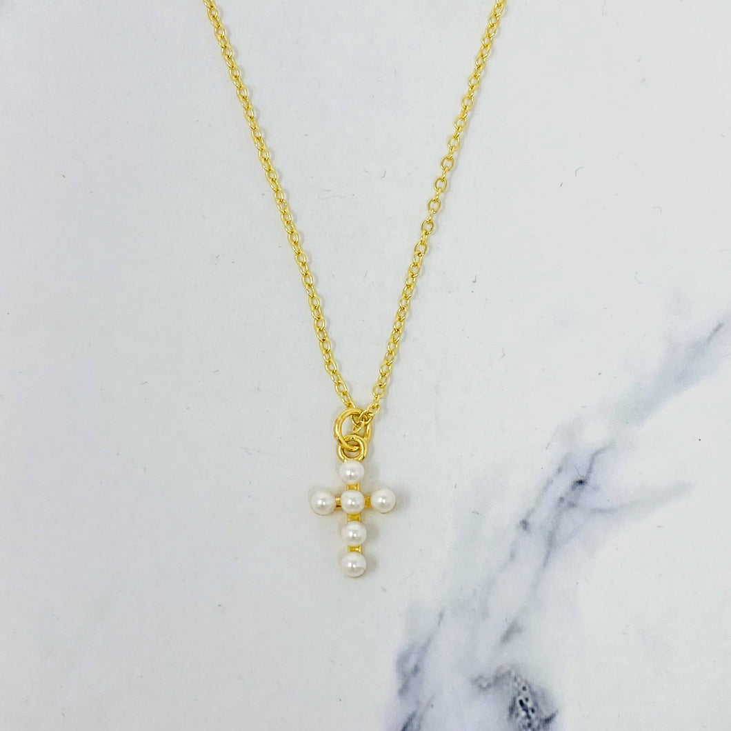 Shell Pearl Cross Necklace
